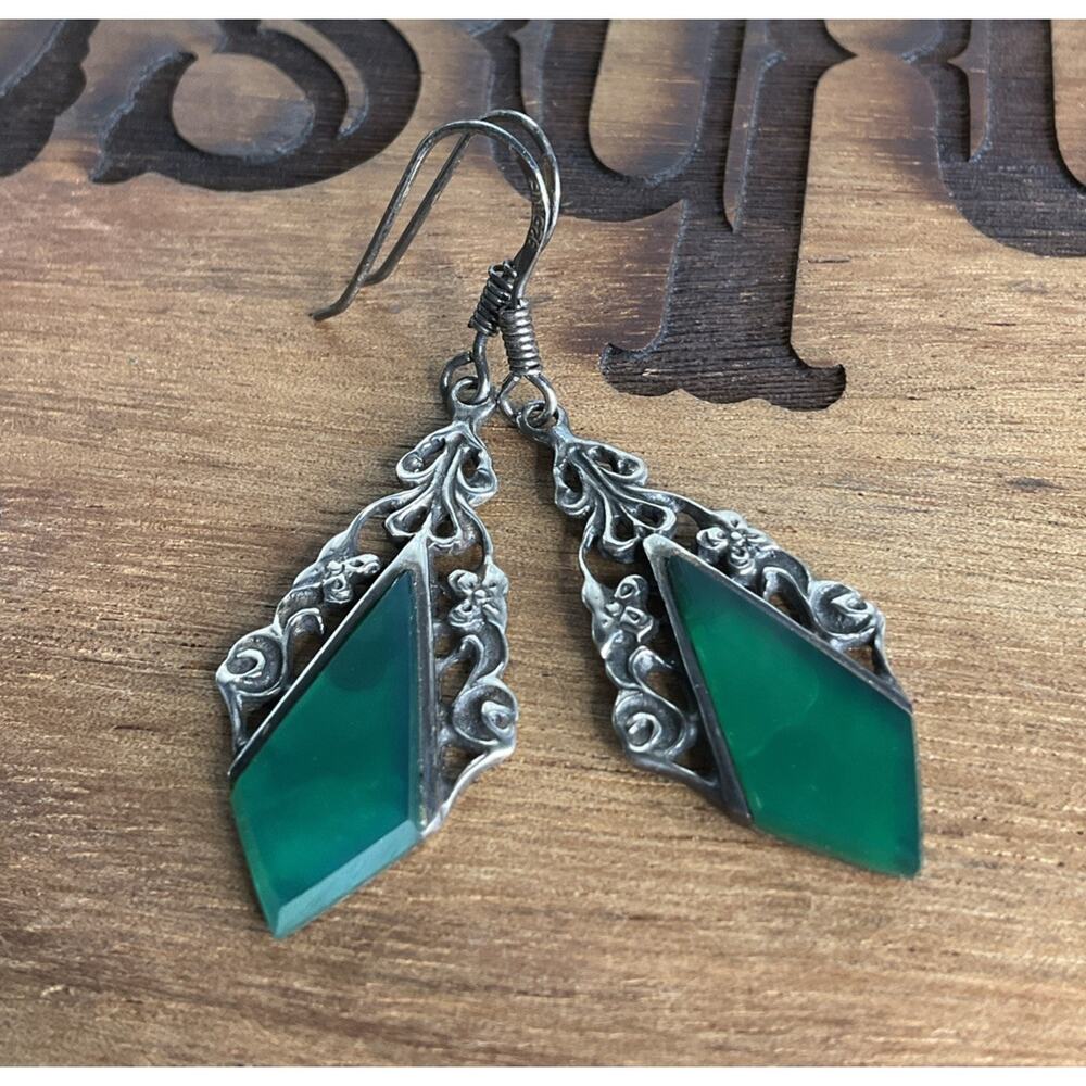 Vintage Green Onyx Art Nouveau Vines Sterling Silver Earrings